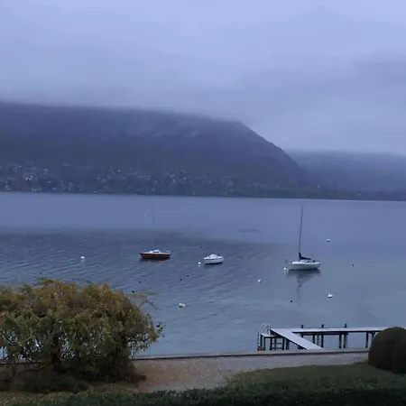 Somptueux Beau-rivage آنسي